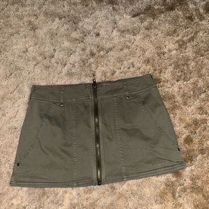 Free People army green mini skirt size 12